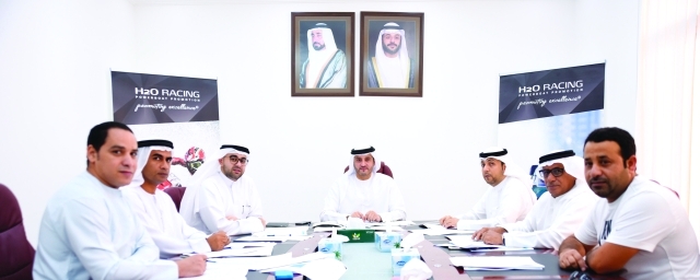 "■ خلال اجتماع مجلس إدارة النادي | البيان"