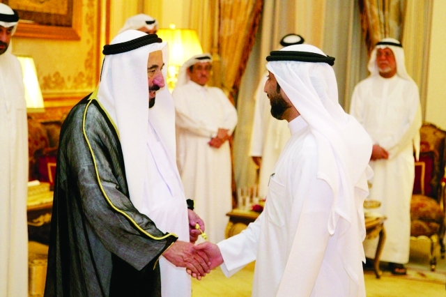 "■  سلطان القاسمي يستقبل المهنئين   | وام"