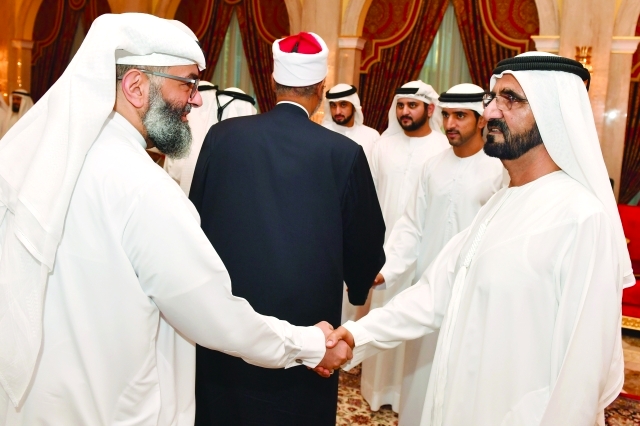 "■ .. وسامي قرقاش"