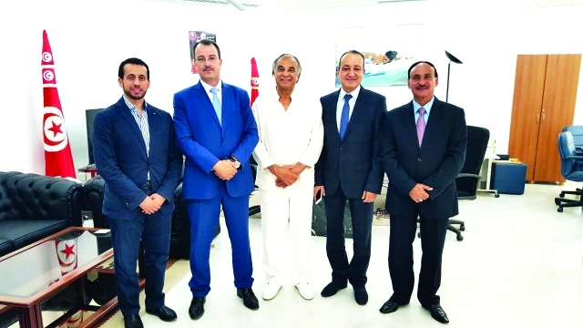 "■ وزير الشباب والرياضة التونسي خلال استقباله وفد الاتحاد العربي للرجبي | البيان"