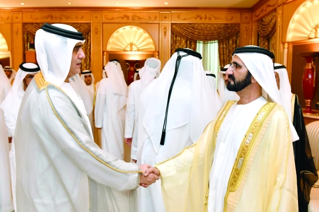 "■ محمد بن راشد يتلقى تهاني عصام الحميدان"