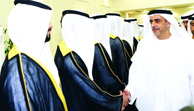 "■ سيف بن زايد يهنىء العرسان"