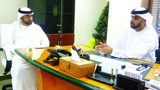 "■ العامري خلال لقائه جاسم محمد | البيان"
