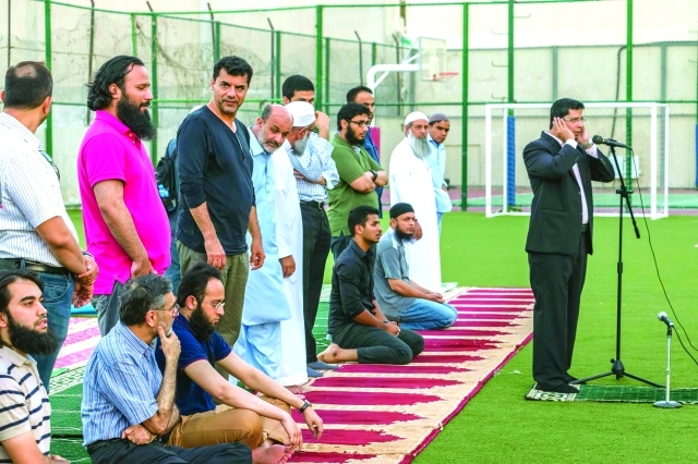 "تعليم المسلمين الجدد ممارسة الشعائر الإسلامية 3"
