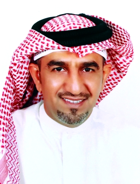 "أحمد المقلة"