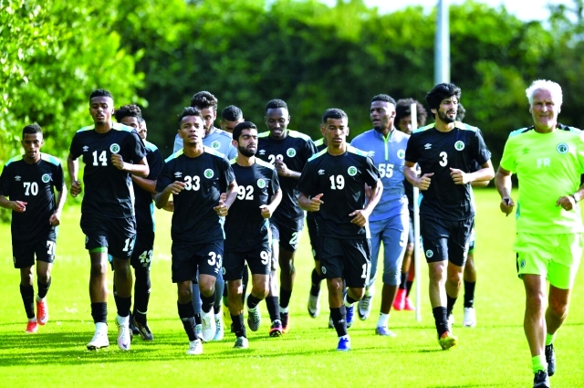 "■ روتن يقود تدريبات الشباب في معسكره الهولندي | البيان"