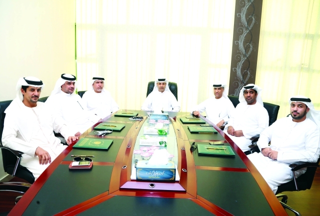 "■ من أول اجتماع لمجلس إدارة نادي الإمارات الجديد برئاسة محمود الشمسي | البيان"
