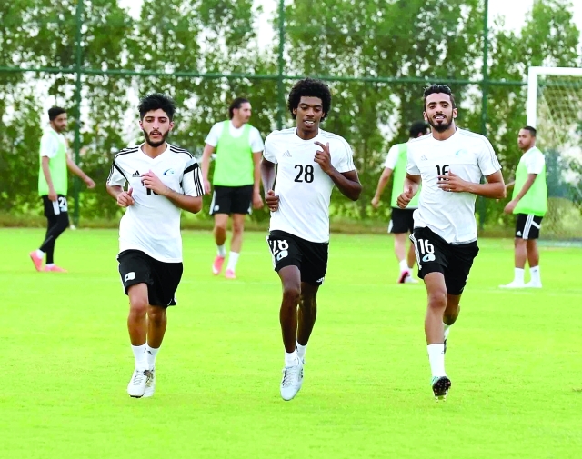 "■ جانب من تدريبات السماوي في المعسكر | البيان"