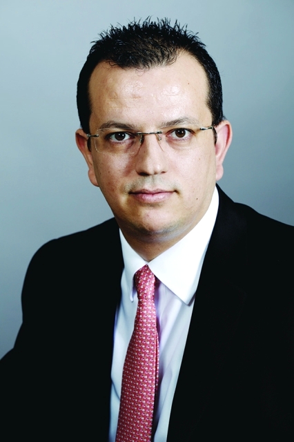 "■ محمد دمق"