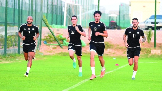 "■ من تدريبات بني ياس قبل التوجه إلى هولندا | البيان"
