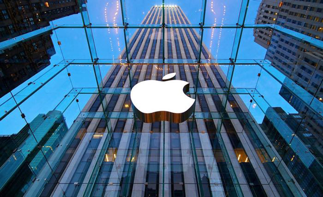 أبل تفاجئ مستخدمي آيفون بتحديث جديد