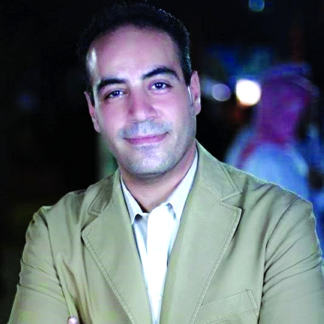 "■ أسامة عبد الباري"