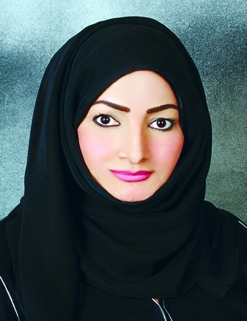 "فاطمة الكندي"