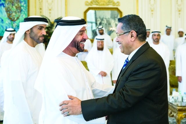 "Ⅶ سرور بن محمد ونهيان بن زايد يرحبان بأحمد بن دغر"