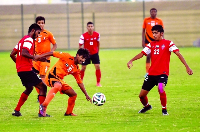 "■ من منافسات الدورة الصيفية لأكاديميات كرة القدم في العام السابق | البيان"