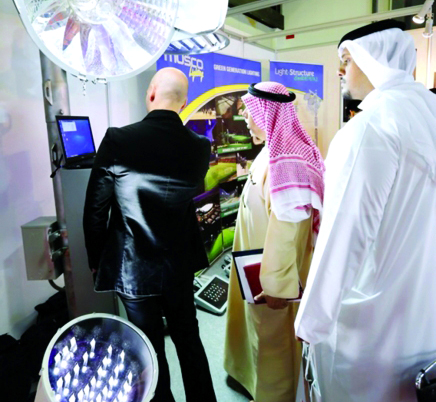 "■ صناعة الإضاءة الإقليمية من الصناعات الحيوية | البيان"