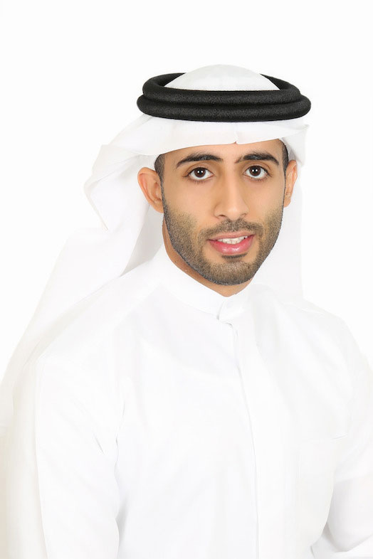 "عمرالحميري،مدير طيران الإمارات في البحرين"