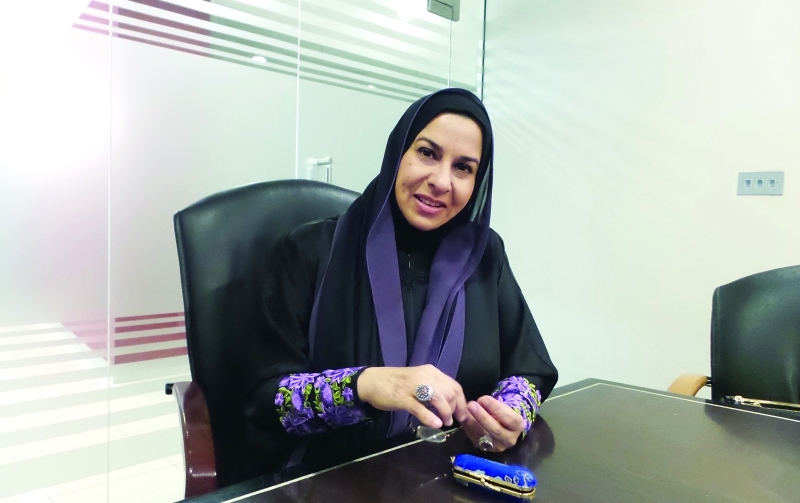 "علينا أن نغرس في أطفالنا ما يحميهم من غسل عقولهم"