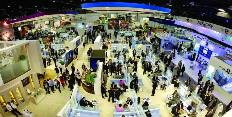 "■ معارض دبي تقدم فرصاً واسعة للمستثمرين والتجار والمصنعين  |  البيان"