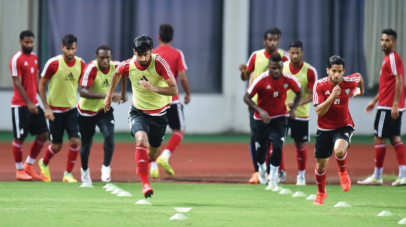 "من تدريبات المنتخب أمس في ملعب المباراة | تصوير: هشام تيكنيوين"