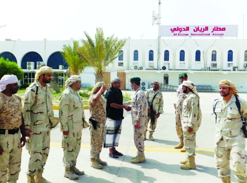"Ⅶ رئيس الأركان خلال مشاركته بافتتاح مطار الريان في حضرموت | وام"