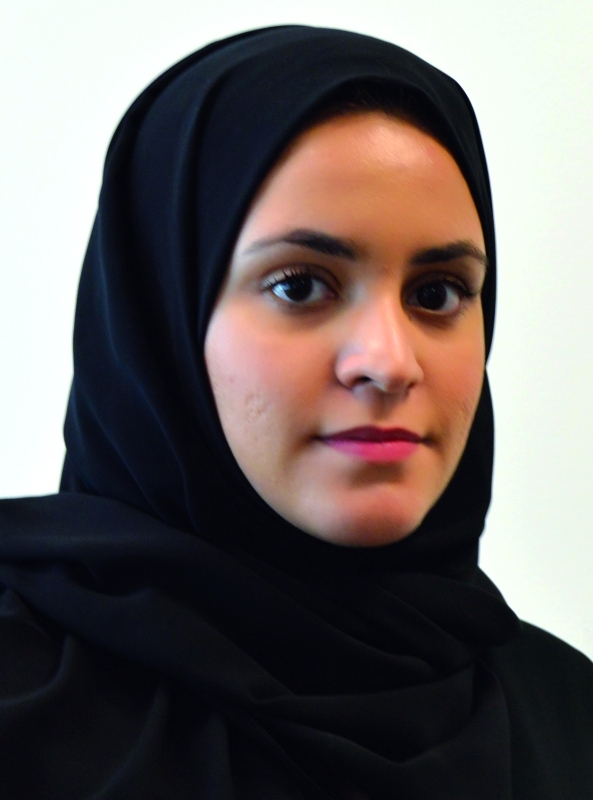 " منى العتيبة"