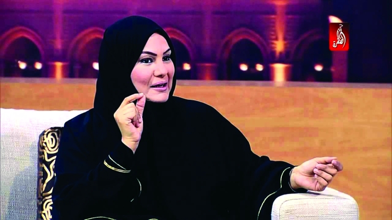 "■ د. عائشة المعمري"