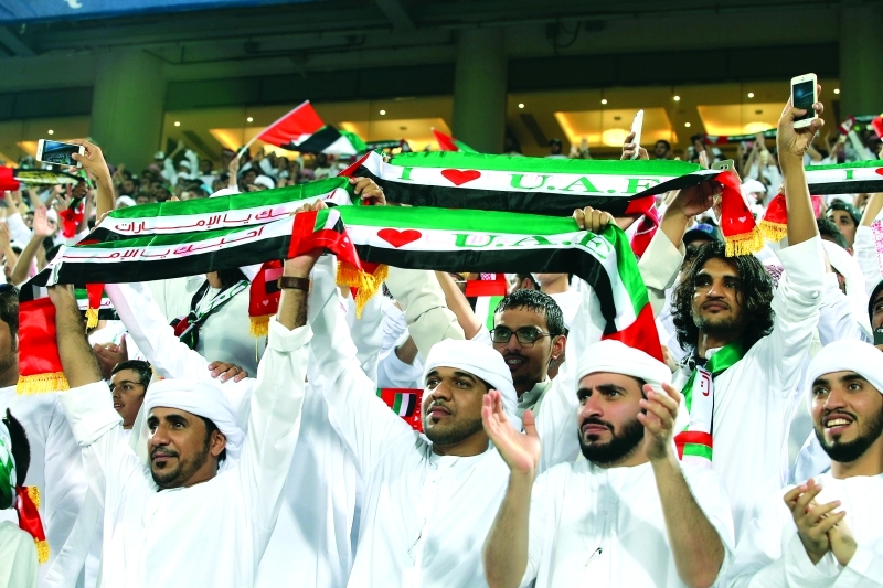 "■ جماهير الأبيض حاضرة في كل الأوقات | تصوير - مجدي إسكندر"