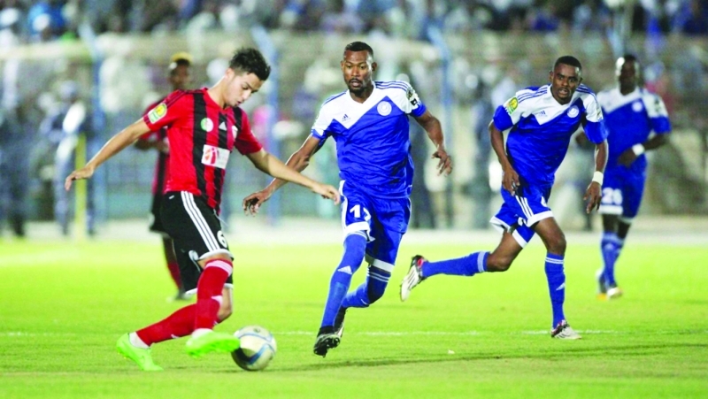 "نقطة وحيدة تفصل الهلال عن اللقب ارشيفية"