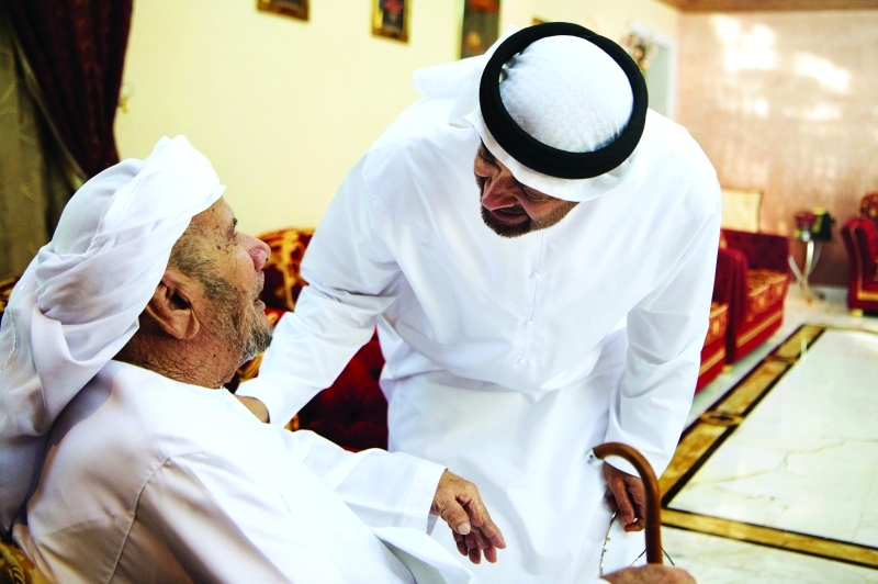 "■ سموه يطمئن على صحة المهيري ويتفقد أحواله | وام"