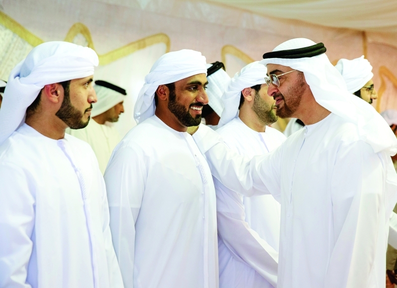 "■ محمد بن زايد معزياً ذوي الفقيد"