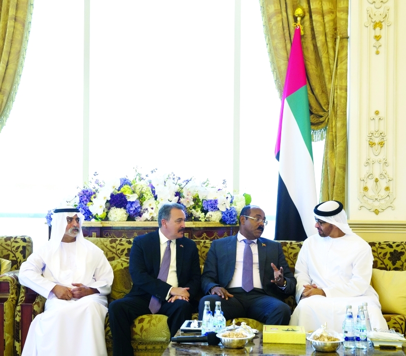 "■ سموه خلال الاستقبال بحضور نهيان بن مبارك"