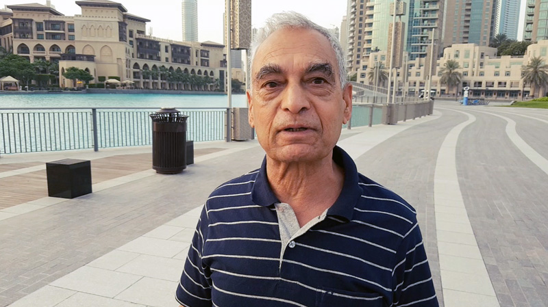 "مدلا / الهند: \"أمشي وأفكر بأبنائي وبأعمالي وكم هي جميلة هذه المدينة\"."