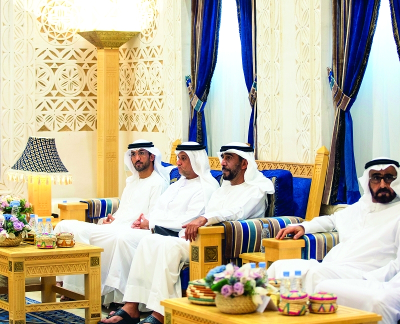 "عبدالله الكتبي ومحمد المزروعي وجمعة البواردي"