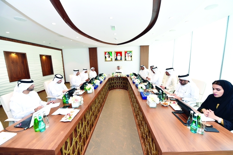 "■ مطر الطاير يترأس اجتماع مجلس دبي الرياضي أمس"