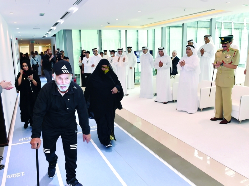 "■ من سباق المشي لكبار السن في حفل إطلاق مبادرة حمدان للرياضة المجتمعية | البيان"