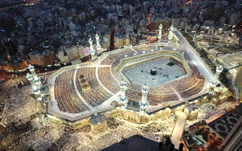 السعودية تبدأ أكبر توسعة للحرم بسعة مليوني مصل
