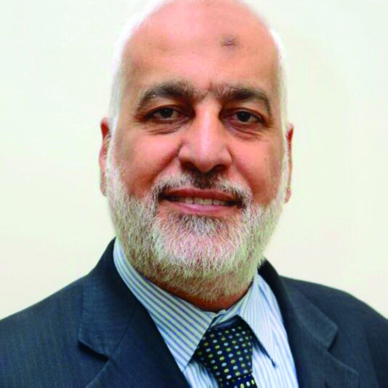"■ كمال فرحات"