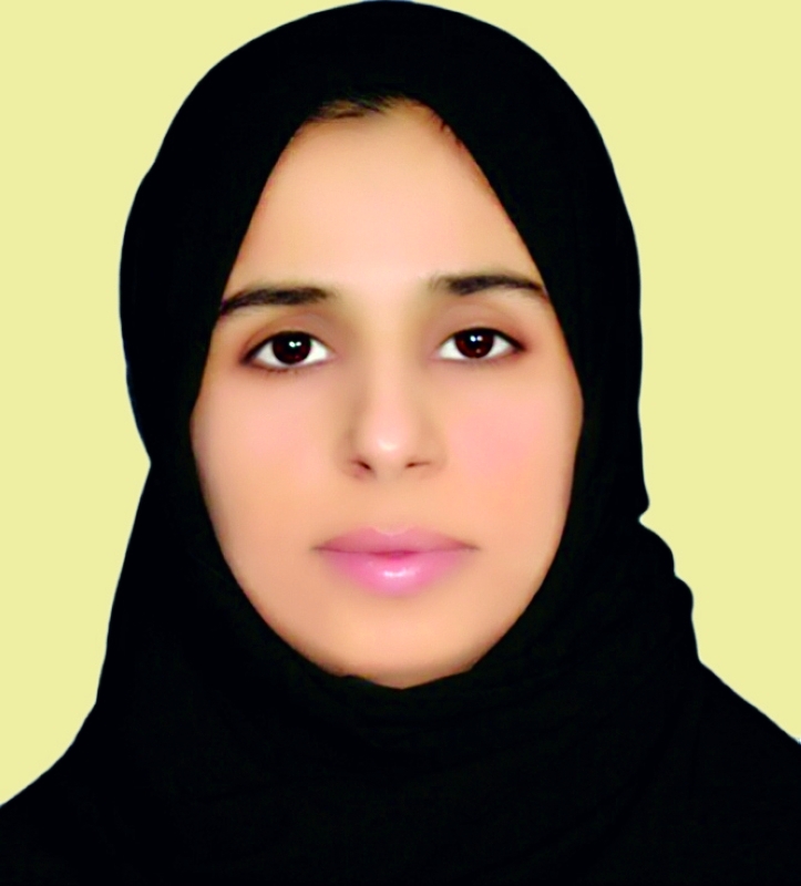 "■ موزة العامري"