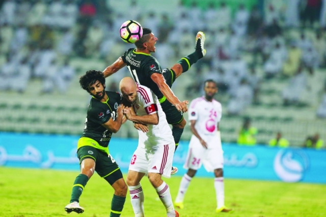 "■ علاج الظواهر السلبية في الملاعب مهمة الجميع | البيان"