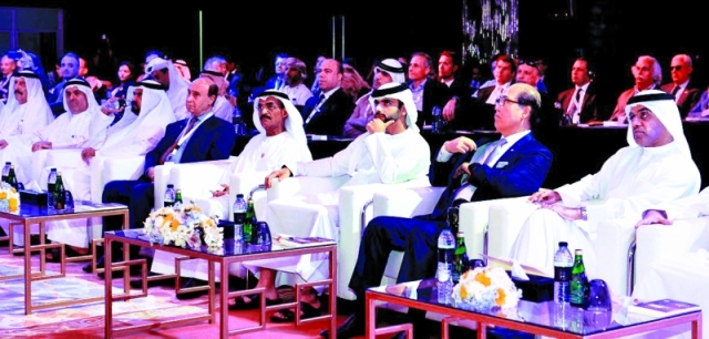 "منصور بن محمد يشهد الجلسة الافتتاحية للقمة بحضور بلحيف النعيمي البيان"