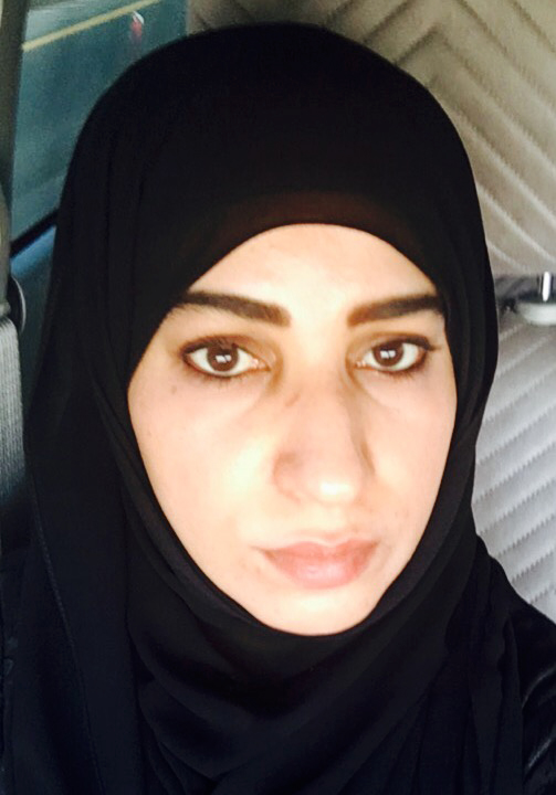 "عائشة عبدالله"