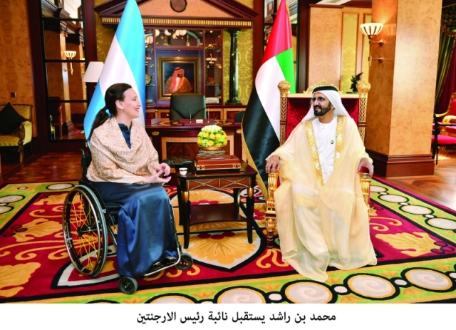 "محمد بن راشد لدى استقباله غابرييلا ميكيتي"