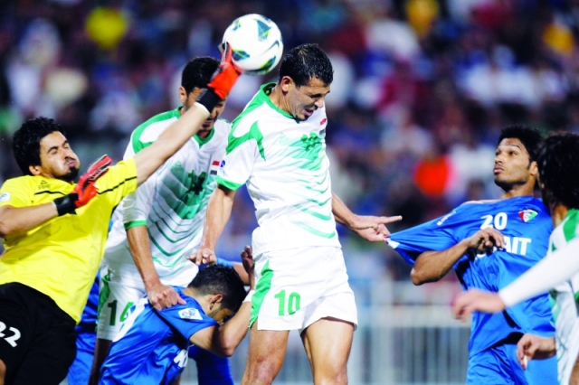 "■ جانب من مباراة سابقة للمنتخب الكويتي أمام نظيره العراقي | البيان"