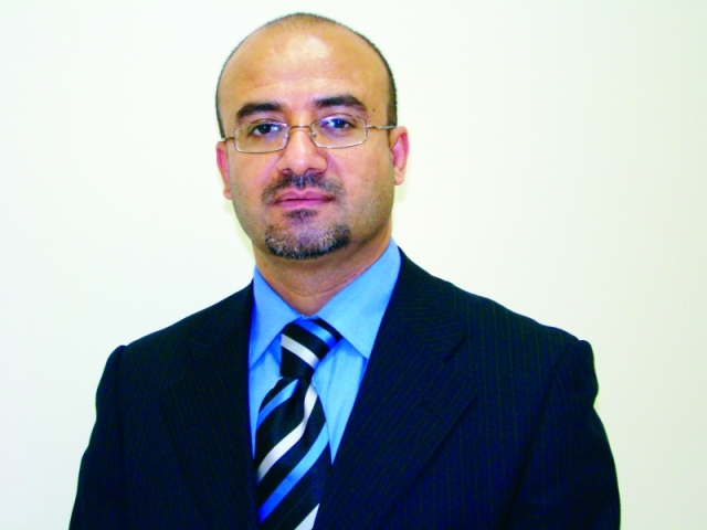 "■ أسامة اللالا"