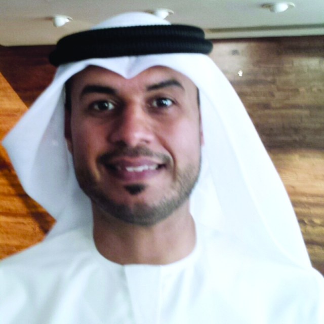 "عمر الشامسي"