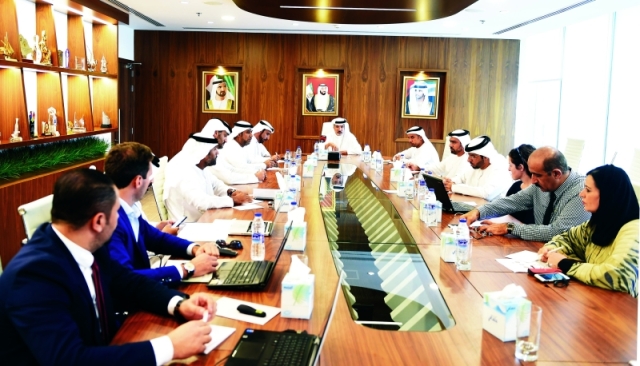 "■ جانب من اجتماع اللجنة العليا المنظمة للطواف | البيان"