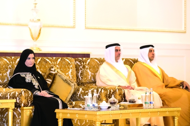 "■ أمل القبيسي وسيف ومنصور بن زايد خلال الاستقبال"