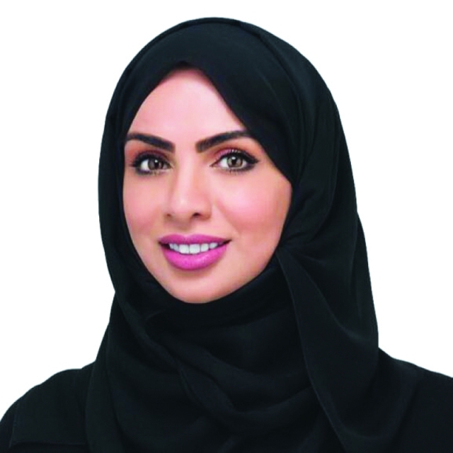 "■ منى الكندي"