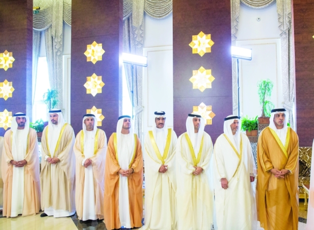 "■ منصور بن زايد وأنور قرقاش وأحمد الفلاسي وأحمد الزعابي وأحمد المزروعي وعلي المنصوري وخلدون المبارك ومحمد المزروعي"